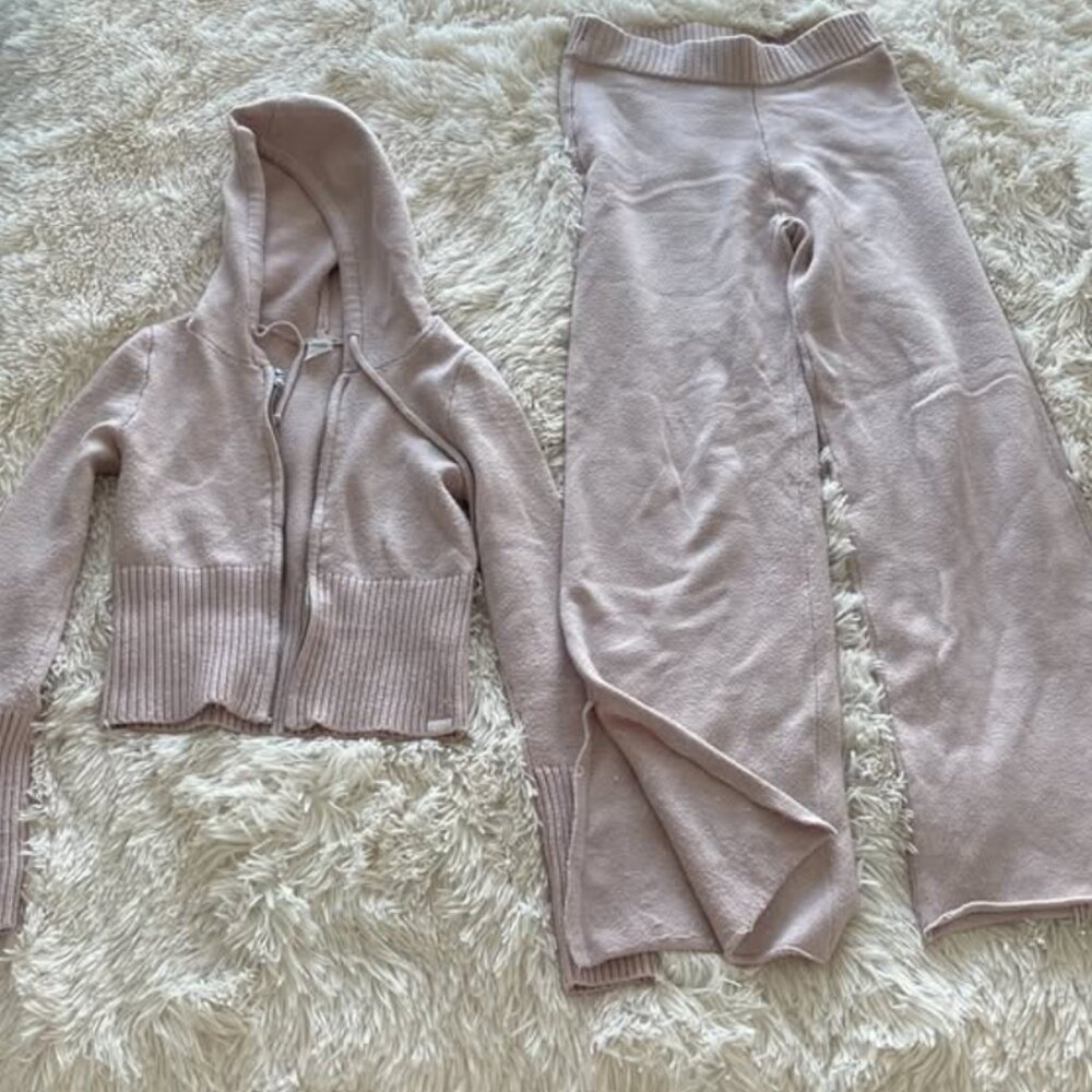 ✨HOLLISTER - Y2K Retro Gilly Hicks Pink Comfy Sweat Suit 2 Piece Set - Size Smal